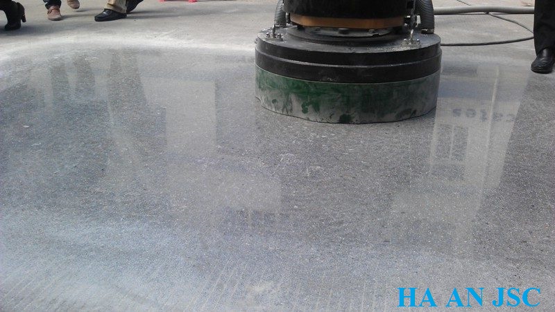 Đánh bóng sàn tăng cứng sàn Liquid Hardener